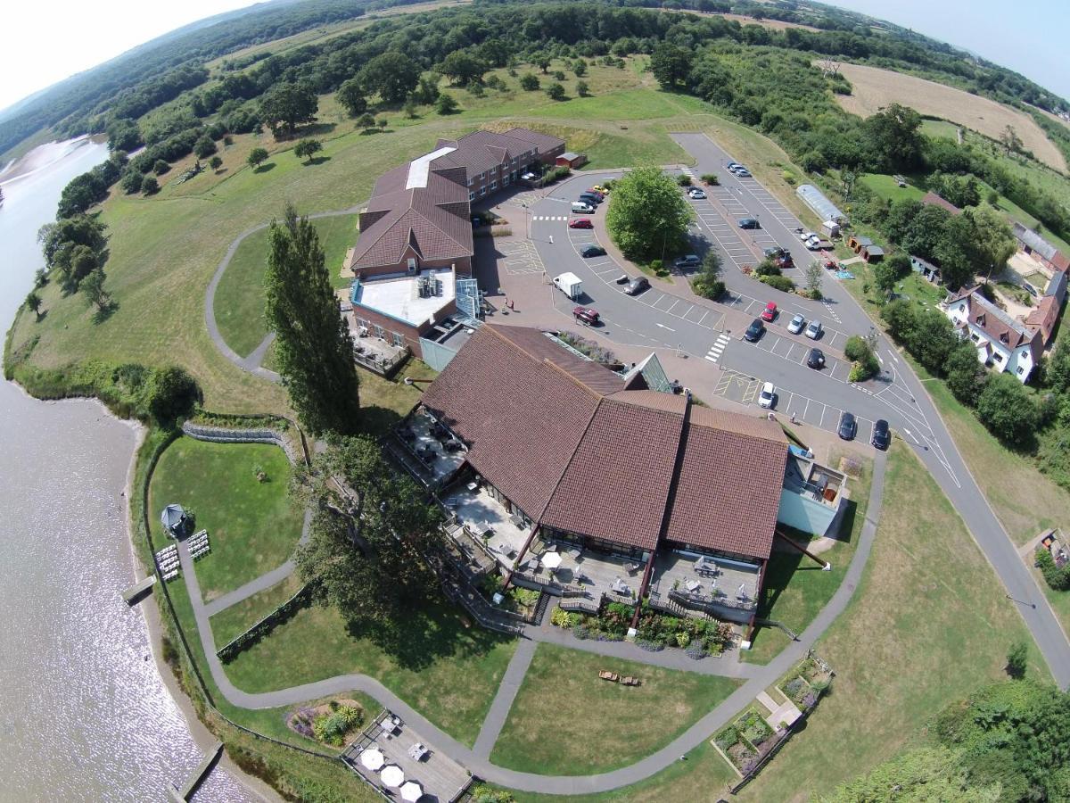 Lakeside Park & Hotel Fishbourne (Isle of Wight)