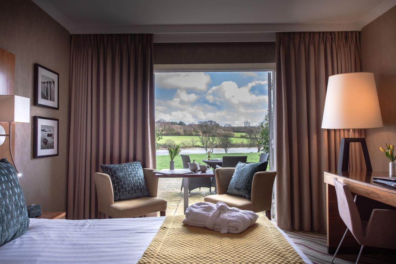 Lakeside Park & Hotel Fishbourne (Isle of Wight)