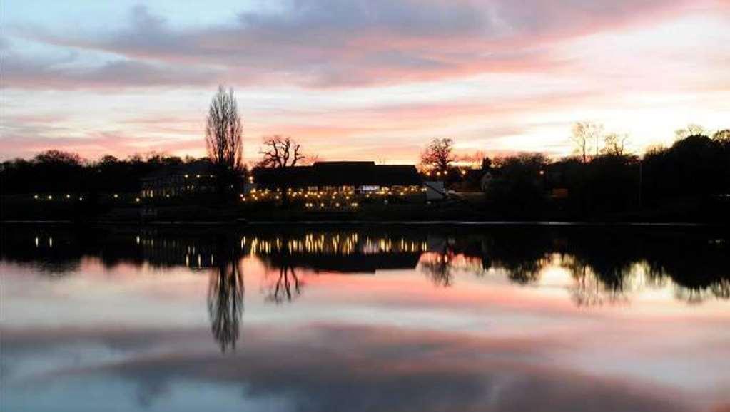 Lakeside Park & 4* Fishbourne (Isle of Wight)